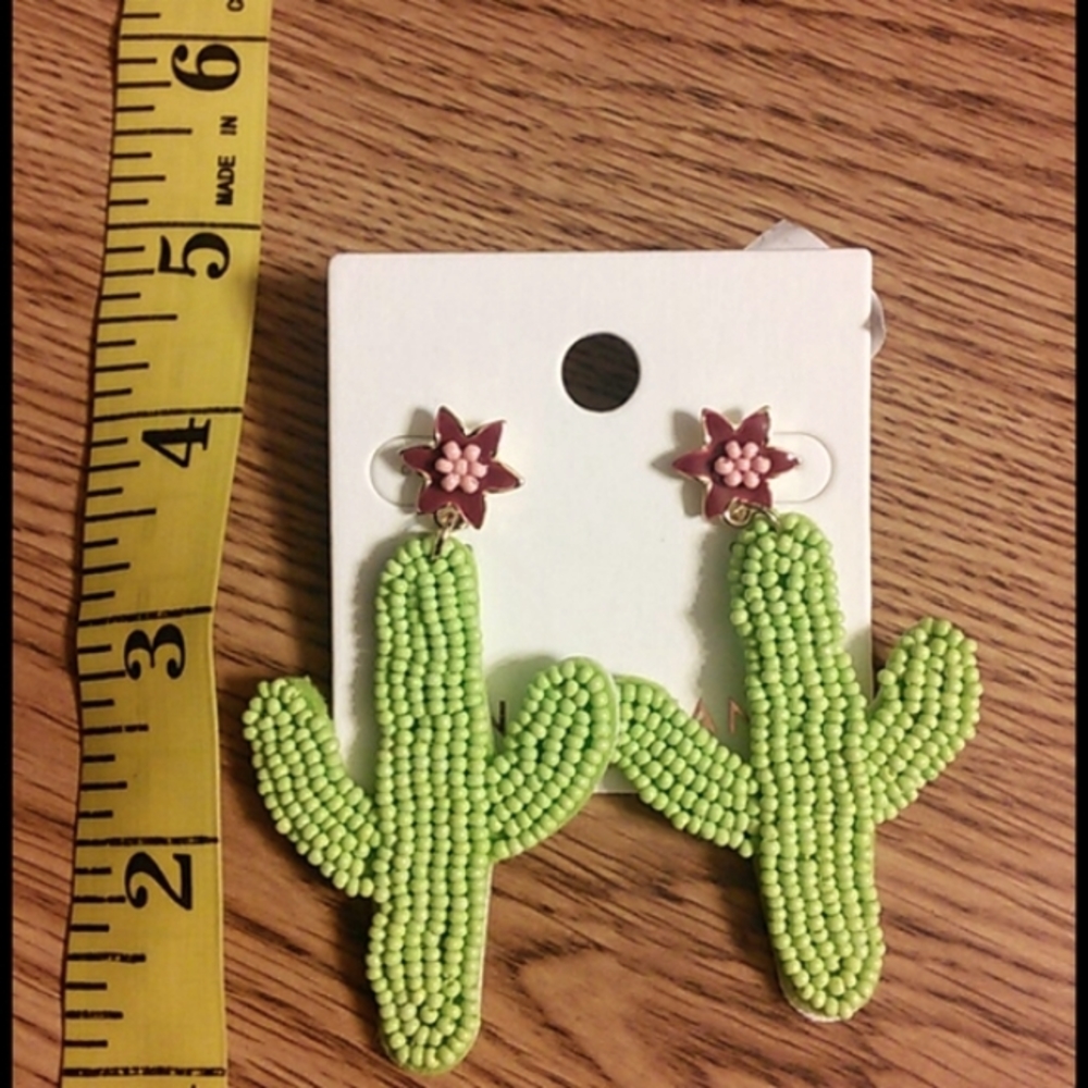 Earrings - Picture 2 of 3